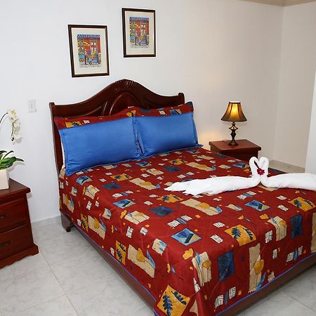 Hotel Los Jardines Santiago De Los Caballeros Dış mekan fotoğraf