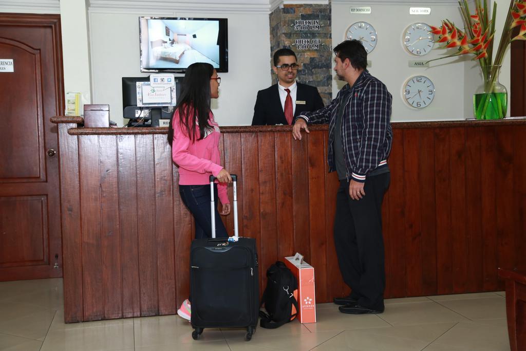 Hotel Los Jardines Santiago De Los Caballeros Dış mekan fotoğraf