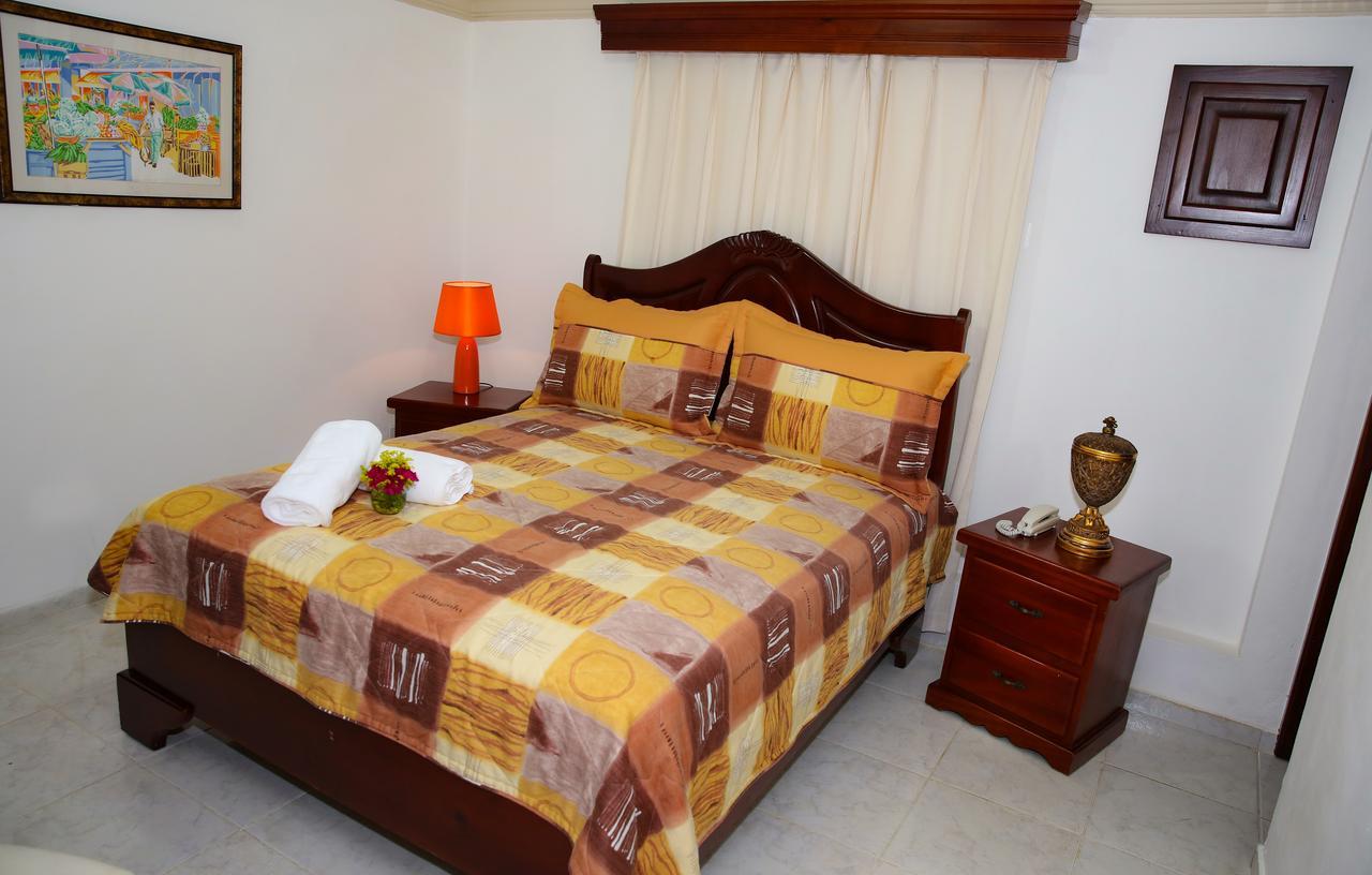 Hotel Los Jardines Santiago De Los Caballeros Dış mekan fotoğraf