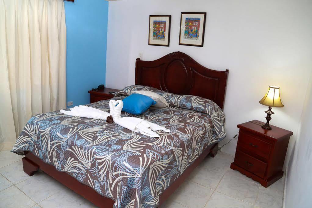 Hotel Los Jardines Santiago De Los Caballeros Dış mekan fotoğraf